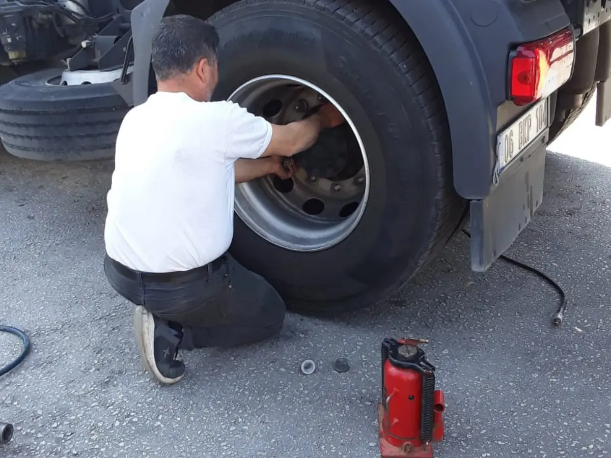 Bağlar Oto Lastikçi